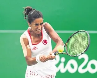 Çağla ve İpek’ten turnuvaya veda