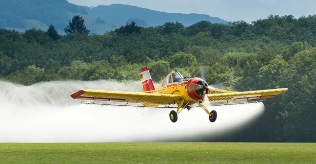 İsrail Suriye'nin kırsal arazilerine tanımlanamayan madde püskürttü!