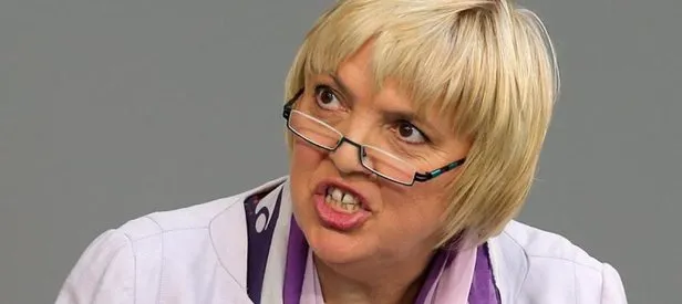 Claudia Roth ile ilgili görsel sonucu