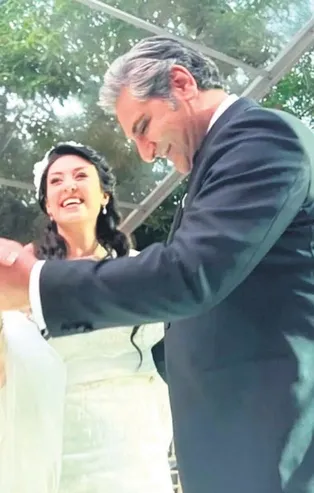 CHP'deki kaset krizi aşıldı! Aykut Erdoğdu ve eşi Tuba Torun barıştı...