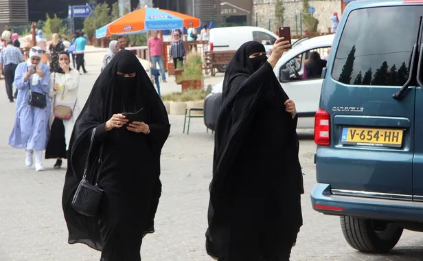 Arap turistler Uludağ'a akın etti-2