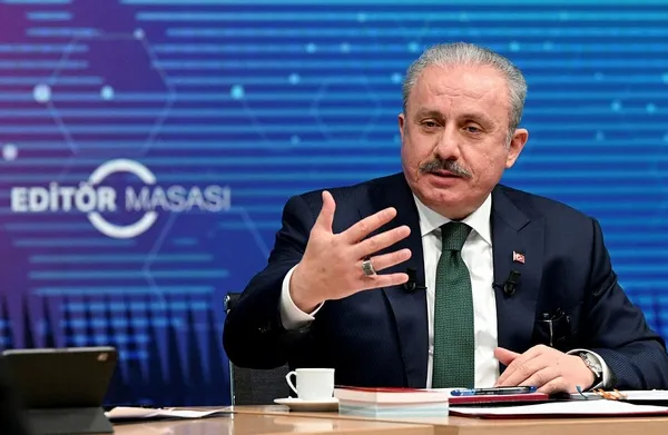 tbmm-baskani-mustafa-sentoptan-baskan-erdoganin-adayligi-ile-ilgili-flas-aciklama-hukuki-olarak-hicbir-problem-1675332486832.jpeg TBMM Başkanı Mustafa Şentop'tan Başkan Erdoğan'ın adaylığı ile ilgili flaş açıklama: Hukuki olarak hiçbir problem yoktur-7