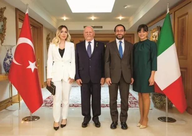 kendinden-42-yas-kucuk-sevgilisiyle-evlenen-lucien-arkas-kimdir-nereli-kac-yasinda-lucien-arkas-meslegi-ailesi-1656579286696.jpeg Kendinden 42 yaş küçük sevgilisiyle evlenen Lucien Arkas kimdir, nereli, kaç yaşında? Lucien Arkas mesleği, ailesi ve hayatı!-5