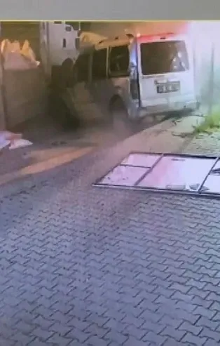 Bursa'da freni boşalan kamyon 9 aracı biçti