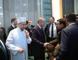 Erdoğan Cuma namazını Millet Camisi’nde kıldı