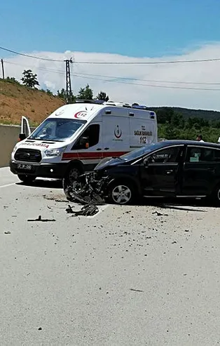 Kastamonu'da korkunç kaza! Otomobil bariyerlere girdi