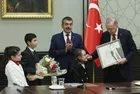 Lösemiyi iki kez mağlup eden minik Buğlem, sergisine Başkan Erdoğan'ı davet etti