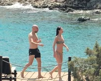 Demet Şener Bodrum tatilinde yıllara meydan okuyor