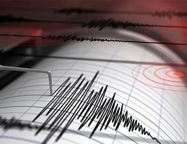 Endonezya’da 5,3 büyüklüğünde deprem