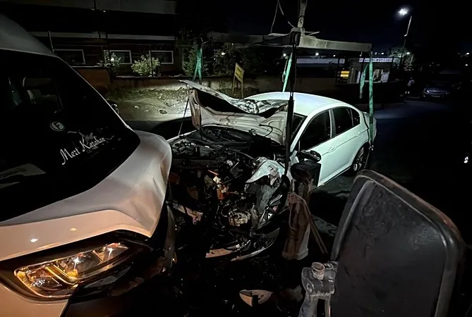 Gebze’de servis kazası: 10 yaralı