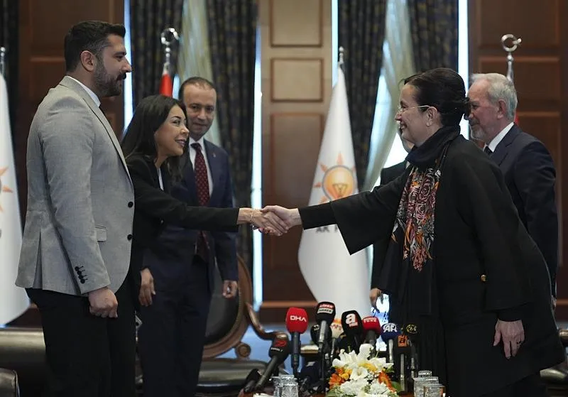 AK Parti Genel Merkezi'ndeki bayramlaşmada gündem Gazze! CHP, MHP, İYİ Parti, Yeniden Refah Partisi, HÜDA PAR, BBP, DSP ve Vatan Partisi heyetleri ayrı ayrı ziyarette bulundu!-4