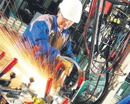 Gençlere devlet kapısı