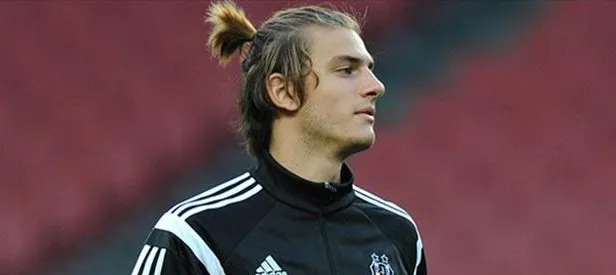 Beşiktaş’ta kalmak gurur verici