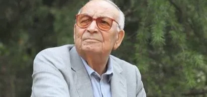 Türk edebiyatının büyük ustası, gerçek adı Kemal Sadık Gökçeli olan Yaşar Kemal, tedavi gördüğü İstanbul Üniversitesi Tıp Fakültesi Hastanesinde 92 yaşında yaşamını yitirdi.