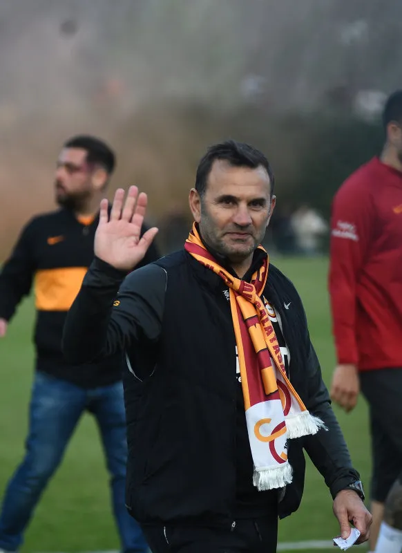 Galatasaray'dan 3 imza birden! - 2