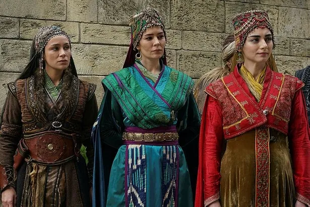 kurulus-osman-yine-rekor-kirdi-tum-reyting-kategorilerinde-acik-ara-zirvede-1644520617761.jpeg Kuruluş Osman yine rekor kırdı! Tüm reyting kategorilerinde açık ara zirvede-5