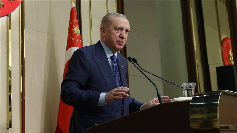 baskan-erdogan-suudi-arabistan-veliaht-prensi-selmanla-gorustu-gundem-iran-ciddi-neticeleri-olur-uyarisi-1772373625387.jpeg Başkan Erdoğan Suudi Arabistan Veliaht Prensi Selman'la görüştü! Gündem İran... "Ciddi neticeleri olur" uyarısı-3