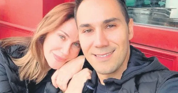 Demet Şener ile eşi Cenk Küpeli sahil havası aldı