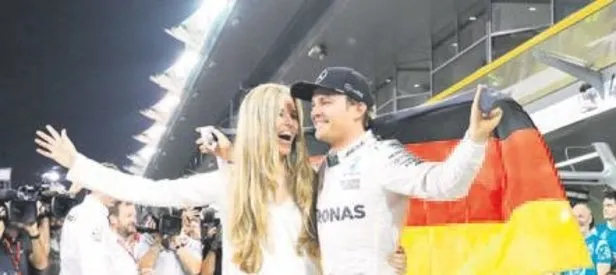 Şok! Nico Rosberg pistlere veda etti
