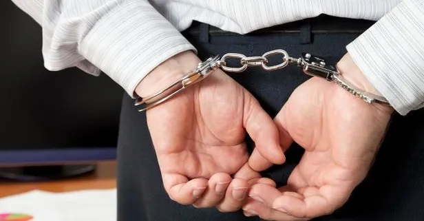 Isparta'da FETÖ'nün firari sözde "il imamı" paketlendi! Dört duvarı boyladı