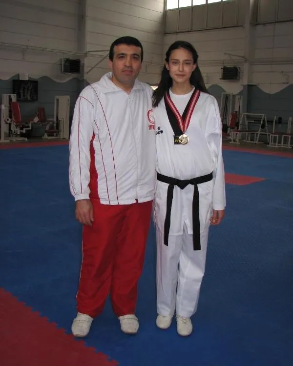 Dünya ve Avrupa şampiyonu milli sporcu İrem Yaman tekvandoyu bıraktı-4