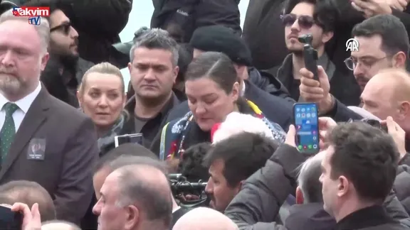 İlber Ortaylı için Galatasaray Üniversitesi'nde veda töreni: Kızı gözyaşlarıyla anlattı