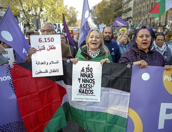 ispanyada-filistine-destek-gosterisi-katil-israil-1701526679582.jpeg