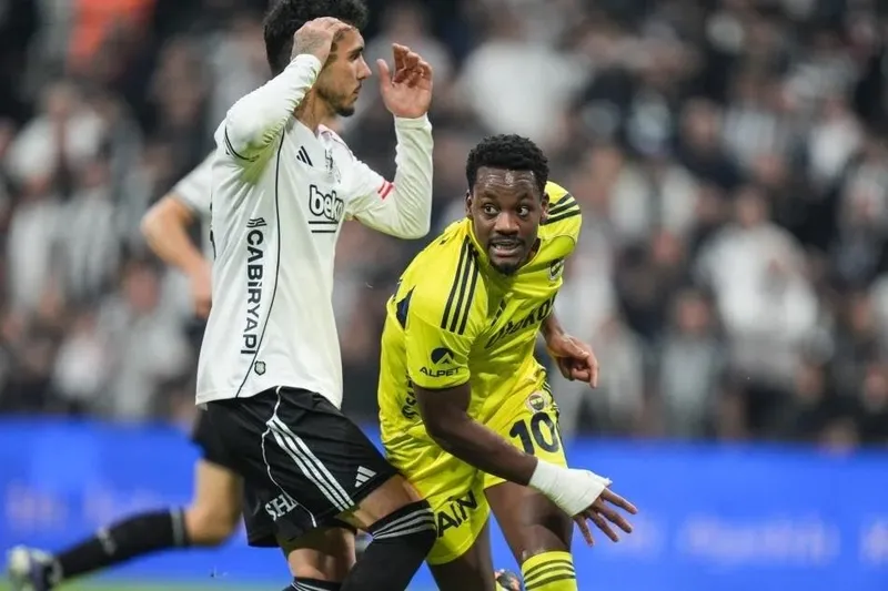 fenerbahcede-jhon-duran-karari-1762328914454.jpeg Fenerbahçe'de Jhon Duran kararı!-2