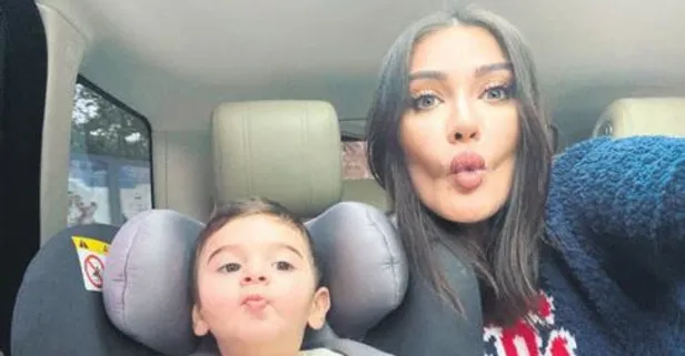 Sosyetik Gamze Keçeli'nin oğlu Yaman'ı taklit etmesi gülümsetti
