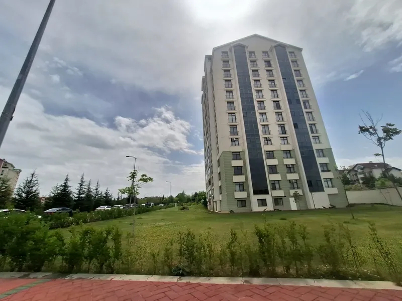 Eski Çankaya Belediye Başkan Yardımcısı Kiraz Gülsün Bor Güner evinin balkonundan düşerek hayatını kaybetti | Kiraz Gülsün Bor Güner kimdir?-3