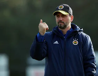 Erol Bulut'tan defansta sürpriz tercih! İşte BB Erzurumspor - Fenerbahçe maçının muhtemel 11'leri...