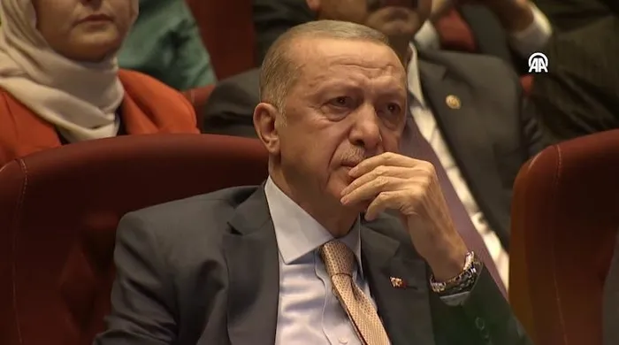 baskan-recep-tayyip-erdogan-esi-emine-erdogan-ile-aybuke-ogretmen-oldum-ben-filminin-galasina-katildi-1700767556821.jpeg Külliye'de duygu dolu anlar! Şehit Şenay Aybüke Yalçın'ın bağlaması Başkan Recep Tayyip Erdoğan'a emanet-3