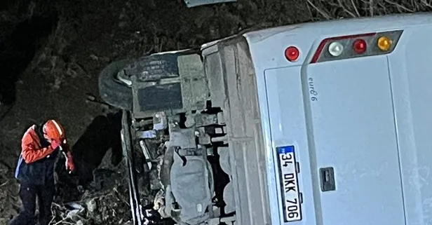 Siirt’te işçileri taşıyan otobüs uçuruma yuvarlandı: 17 kişi yaralandı