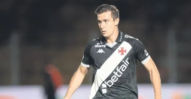 Sol bek için Piton hamlesi