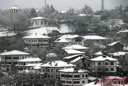 Türkiye yoğun kar yağışının altında! Kar sonrası vatandaşlar manzaranın tadını çıkardı