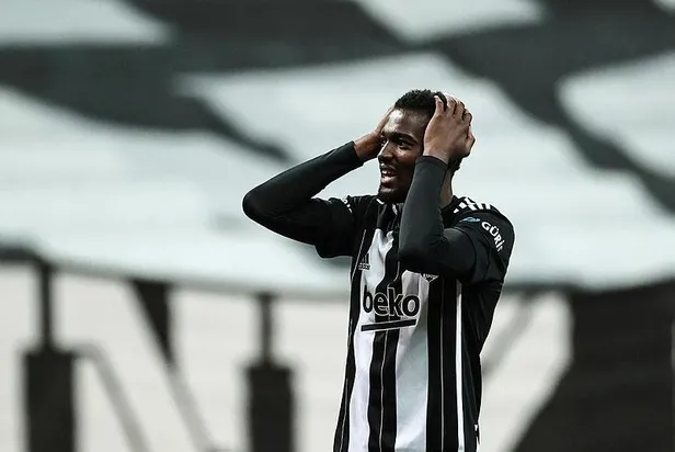 Beşiktaş'tan ayrılan Bernard Mensah PAOK yolcusu-2