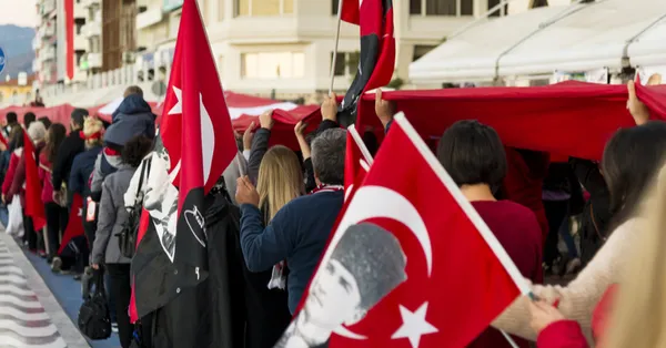 Bugün toplu taşıma ücretsiz mi? 29 Ekim Cumhuriyet Bayramı'nda İETT, metro, metrobüs, otobüsler bedava mı?-5