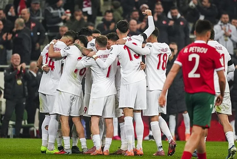 Milliler İspanya karşısında! Montella’dan sürpriz 11