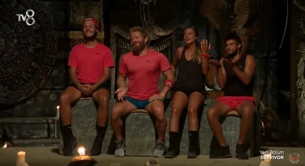 Survivor'da Acun Ilıcalı'dan eşi benzeri görülmemiş talep kırmızı takım buz kesti! Mavi takım hasetlendi bu istek 'pes dedirtti'-9