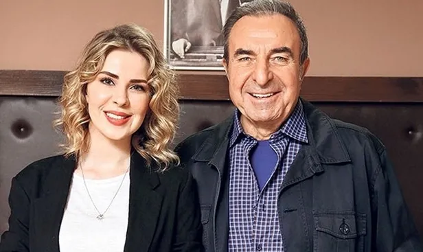 arka-sokaklardaki-surpriz-2-basrol-ayriligindaki-sir-perdesi-cozuldu-meger-gercek-sanilandan-daha-farkliymis-1681114305318.jpg Meğer gerçek sanılandan daha farklıymış! Arka Sokaklar'daki sürpriz 2 başrol ayrılığının sır perdesi çözüldü-7