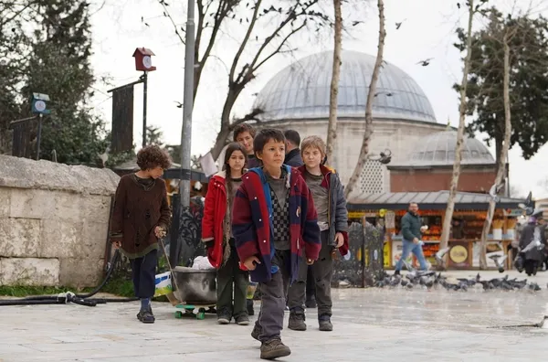 ates-kuslari-10-bolum-2-fragmani-yayinlandi-neden-benim-imkansiz-hayallerimi-gerceklestirmeye-calisiyorsun-1680122278186.jpg Ateş Kuşları 10. bölüm 2. fragmanı yayınlandı: "Neden benim imkansız hayallerimi gerçekleştirmeye çalışıyorsun?"-4