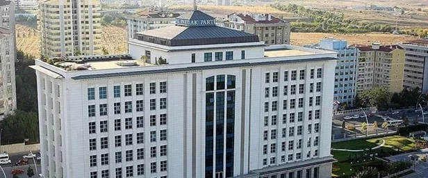 AK Parti'de 3 döneme takılan 92 isim var-2