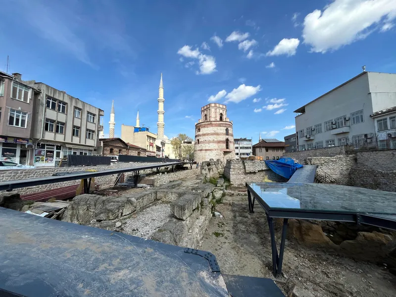 romadan-osmanliya-uzaniyor-2-bin-yillik-dev-kule-ziyarete-aciliyor-1777555135966.jpg Roma’dan Osmanlı’ya uzanıyor: 2 bin yıllık dev kule ziyarete açılıyor-2