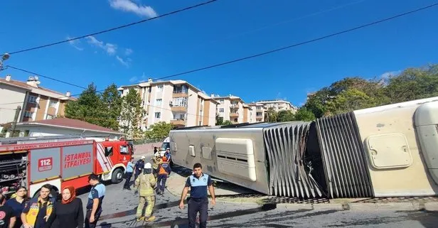 Başakşehir'de İETT otobüsü devrildi! Kazanın görüntüleri ortaya çıktı
