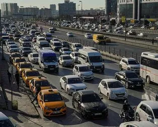 İstanbul’da vatandaş özel araçlara yöneldi