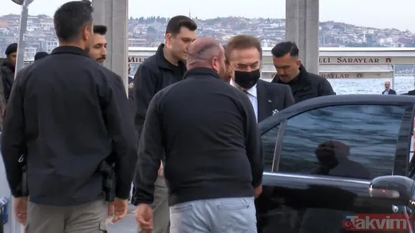 Hakan Ural Dolmabahçe Sarayı’nda gerçekleşen iftardan Başkan Recep Tayyip Erdoğan ile fotoğrafını paylaştı: "Sevmek ayıp mı yahu" - 12