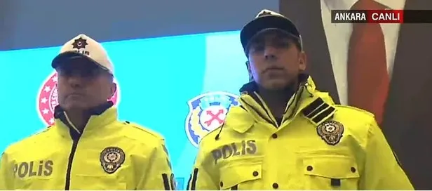 Canlı yayında tanıtıldı! İşte yeni polis kıyafetleri-2