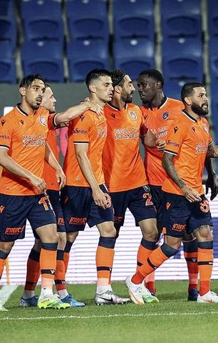 Başakşehir tur için Danimarka'da