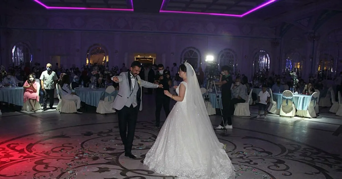 Istanbul Da Kina Nisan Sunnet Dugunler Iptal Mi Oldu Istanbul Dugunler Yasaklandi Mi Takvim