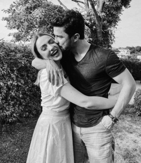 Kaan Yıldırım sevgilisi Pınar Deniz'in yaş gününde aşka geldi! En özel anlarını paylaştı görenler yorum yağdırdı: "Enerjiniz bize geçiyor"-2